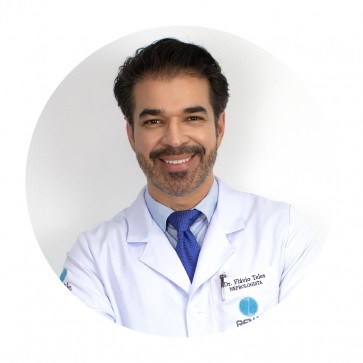 Dr. Flávio Teles